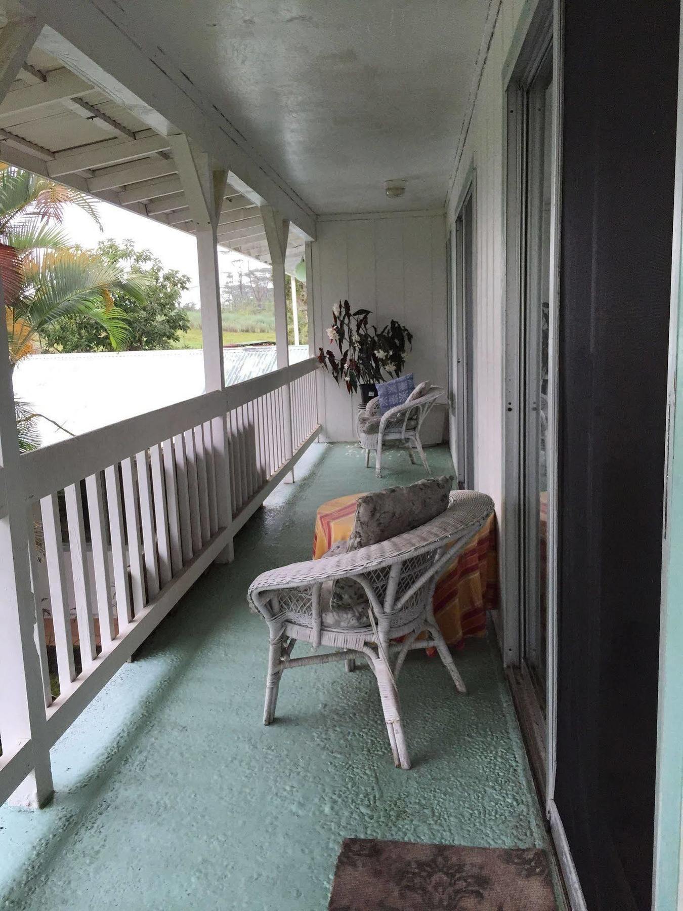 Lava Tree Tropic Inn Pahoa Exterior foto